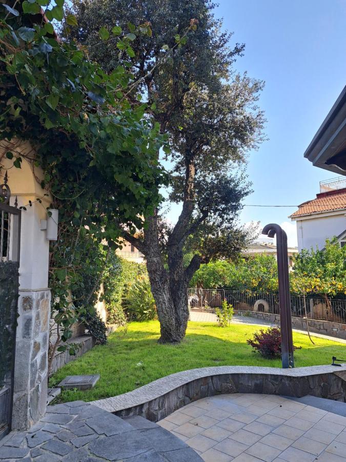 Villa Elisabetta Помпеи Экстерьер фото